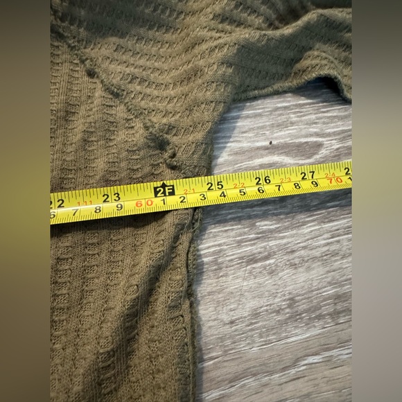 We The Free Wildcat Cowl Neck Waffle Knit
Thermal Pullover - Picture 11 of 16